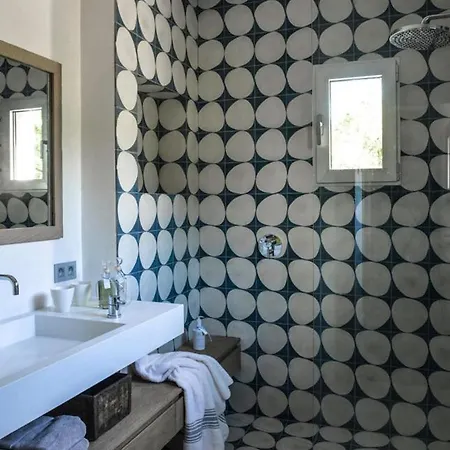 Design Sur La Crique Villa Bonifacio (Corsica)