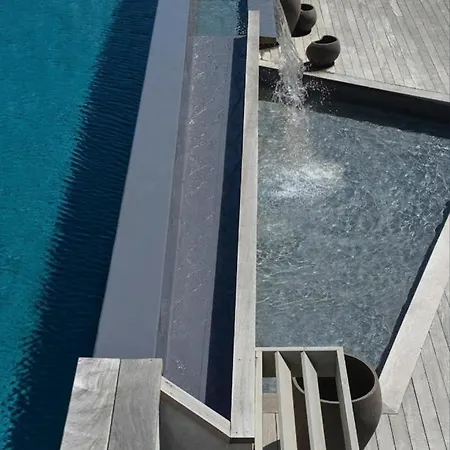 Design Sur La Crique Villa